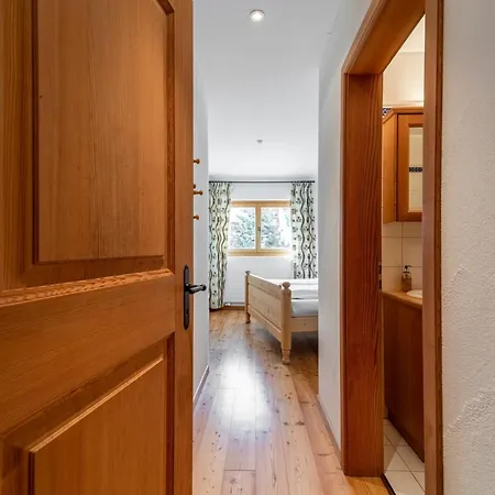 Apartment Chesa Elianto - La Punt Ponte