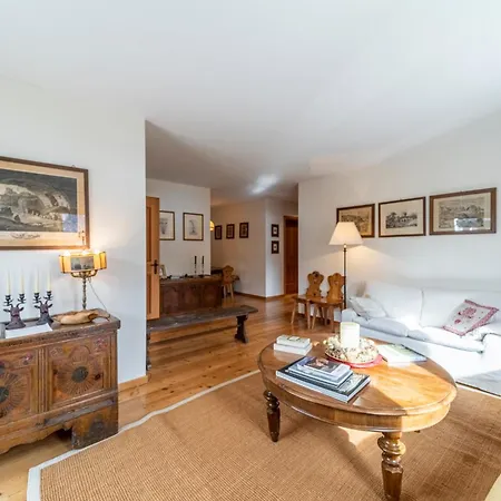 Chesa Elianto - La Punt Apartment